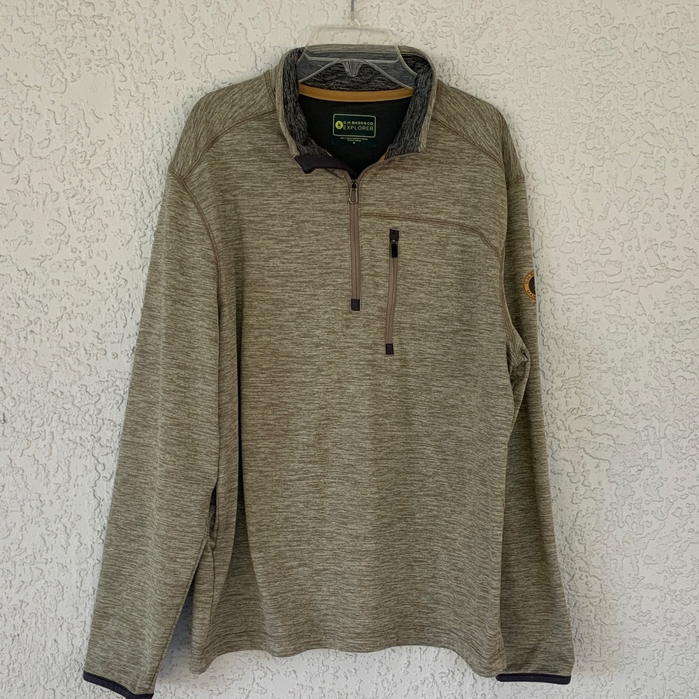 G.H. Bass & Co. Green and Tan Quarter-Zip Pullover size M